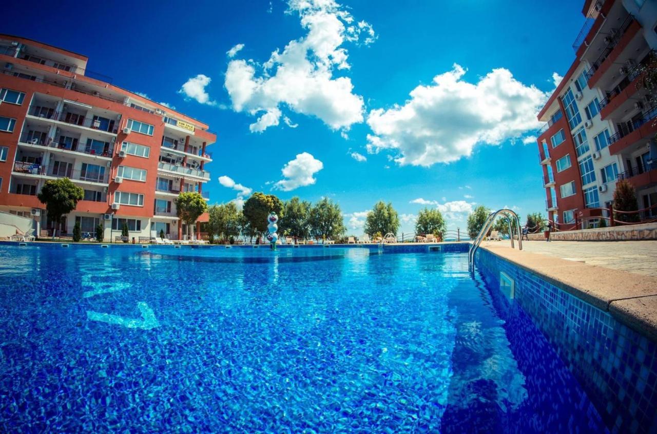 Sea View Panoramic Apartments, Fort Noks Crown Club Sveti Vlas Extérieur photo